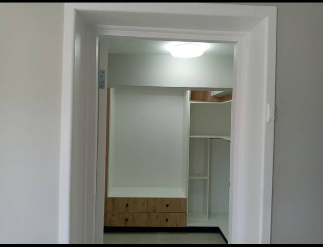 3 BEDROOM FREESTANDING TO LET IN ESSENWOOD
